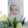 Lumanare botez baieti, model Bebelus cu flori artificiale, 30x7 cm, roz,  Recostore®, REC5002/30 - imagine 4