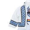 Costum popular pentru botez cu haina groasa din stofa, alb cu motive traditionale albastre, 5 piese, pentru baieti, REC1607