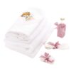 Trusou botez brodat cu ingeras, alb-roz pudrat, 7 piese, Recostore, REC1760