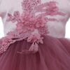 Set complet pentru botez de fete compus din lumanare cu ursulet, trusou brodat, REC2247
