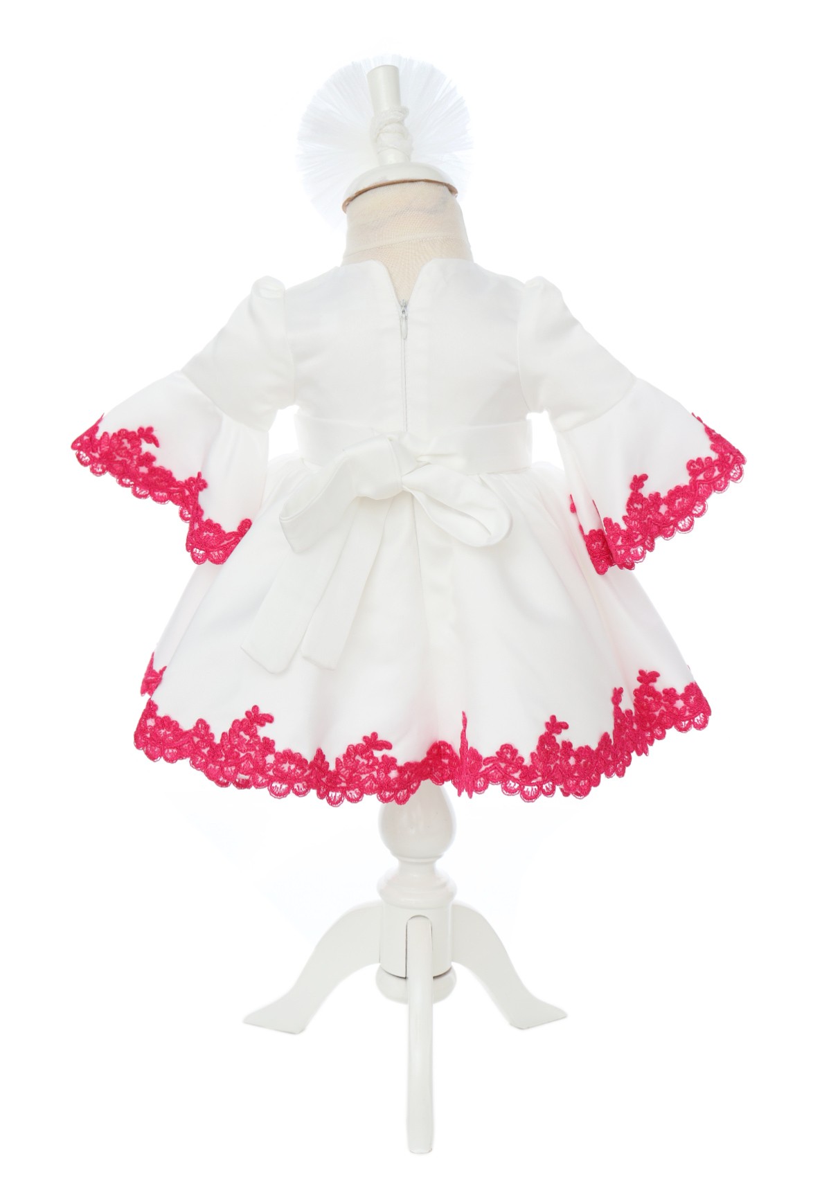Rochita alba cu maneci tip clopot si dantela ciclame pentru botez de fete, 2 piese, Recostore®, REC2523