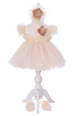 Rochie crem eleganta cu maneca scurta pentru botez fetita, 3 piese, rochie,  bentita si botosei, REC3300